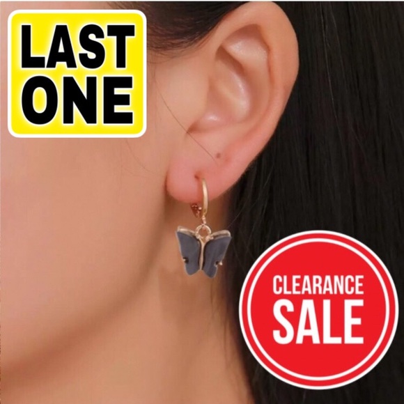 Jewelry - 🆑10/$25🆑𝗖𝗟𝗘𝗔𝗥𝗔𝗡𝗖𝗘 Black Butterfly Hoop Earrings NEW